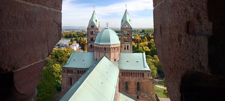 Blick von der Aussichtplattform auf die Osttürme