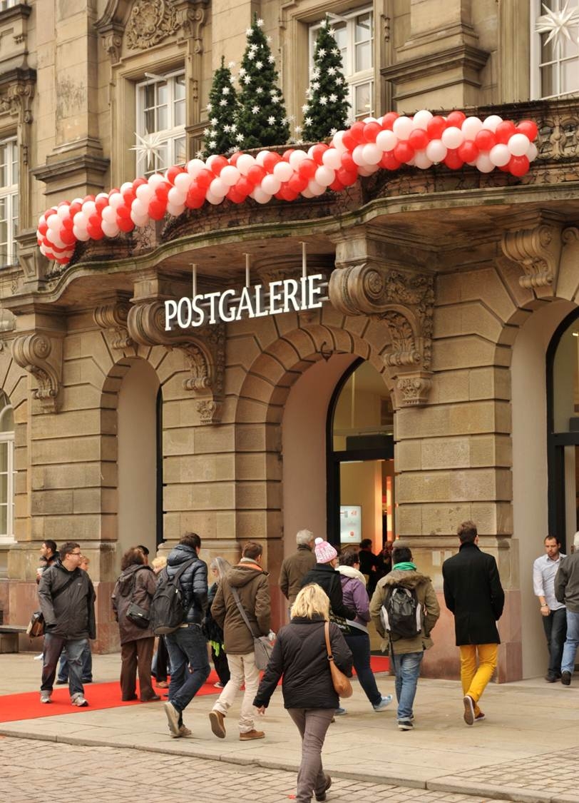 Entrance to the post gallery