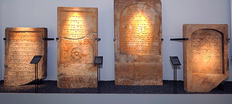 Gravestones of the former Speyer Jewish cemetery in the SchPIRA museum