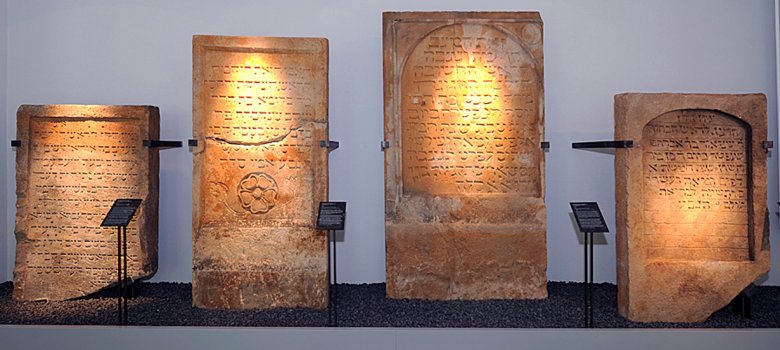 Gravestones of the former Speyer Jewish cemetery in the SchPIRA museum