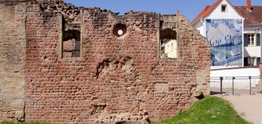 Judenhof - Mauern der mittelalterlichen Synagoge