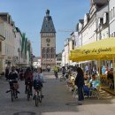 Cyclists on Maximilianstrasse
