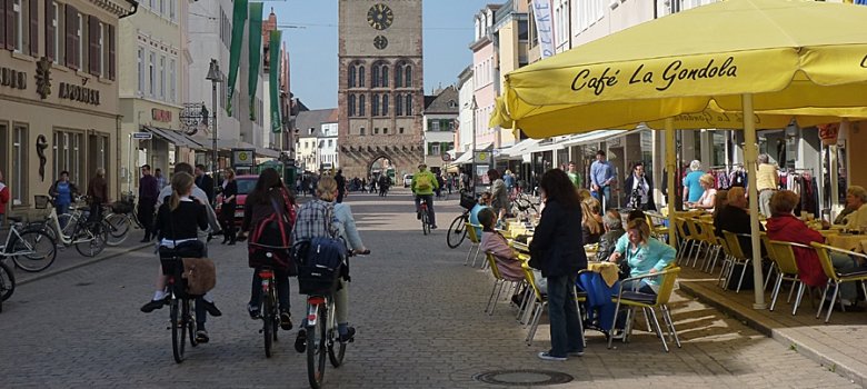 Cyclists on Maximilianstrasse
