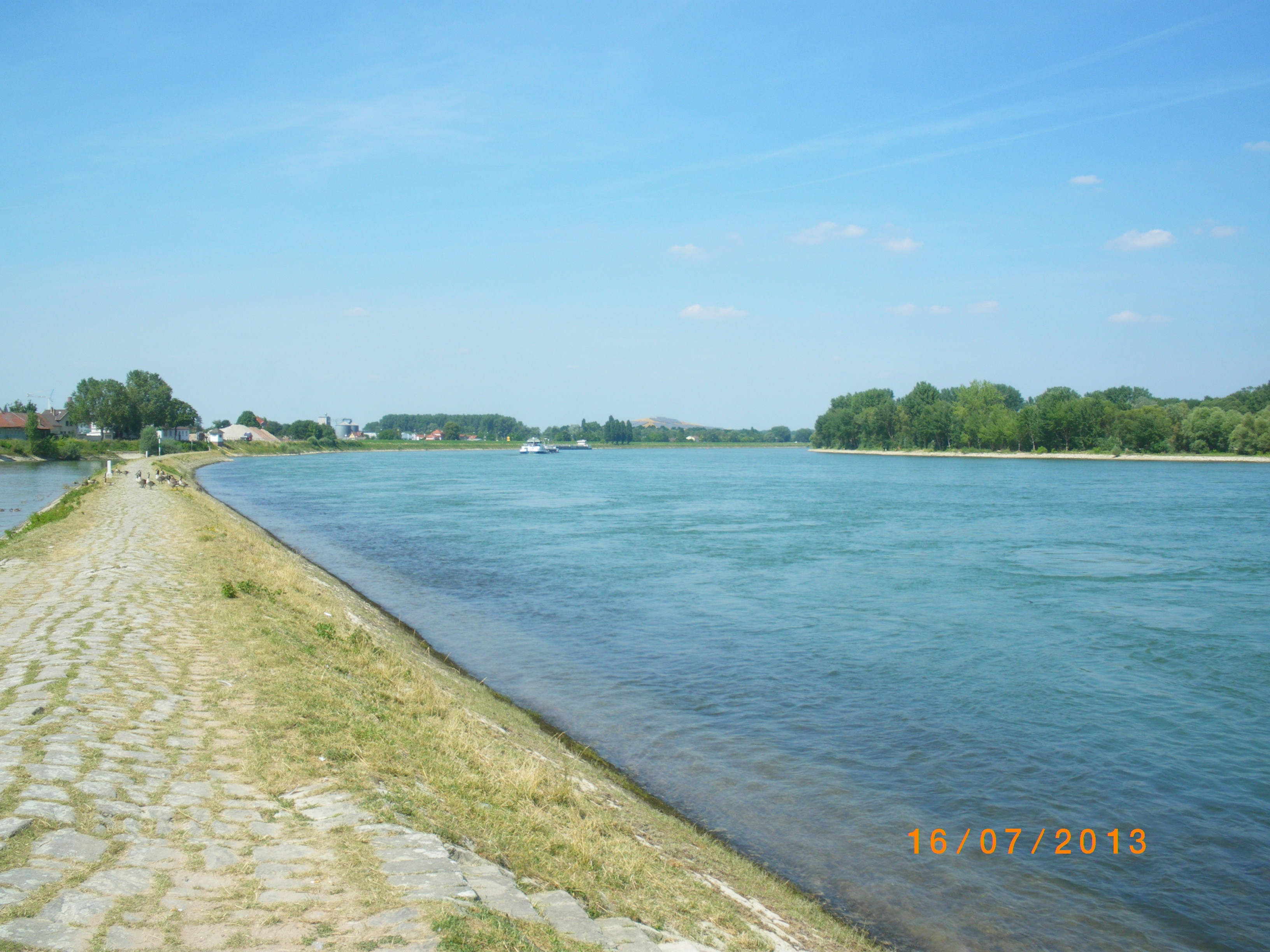 Blick Rheinaufwärts