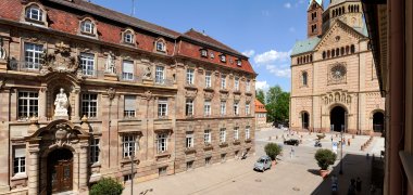 Stadthaus und Kaiserdom