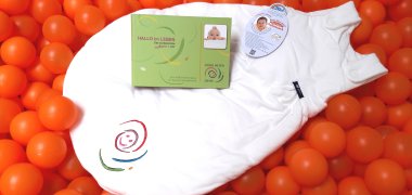 Baby-Schlafsack mit Logo der Frühen Hilfen