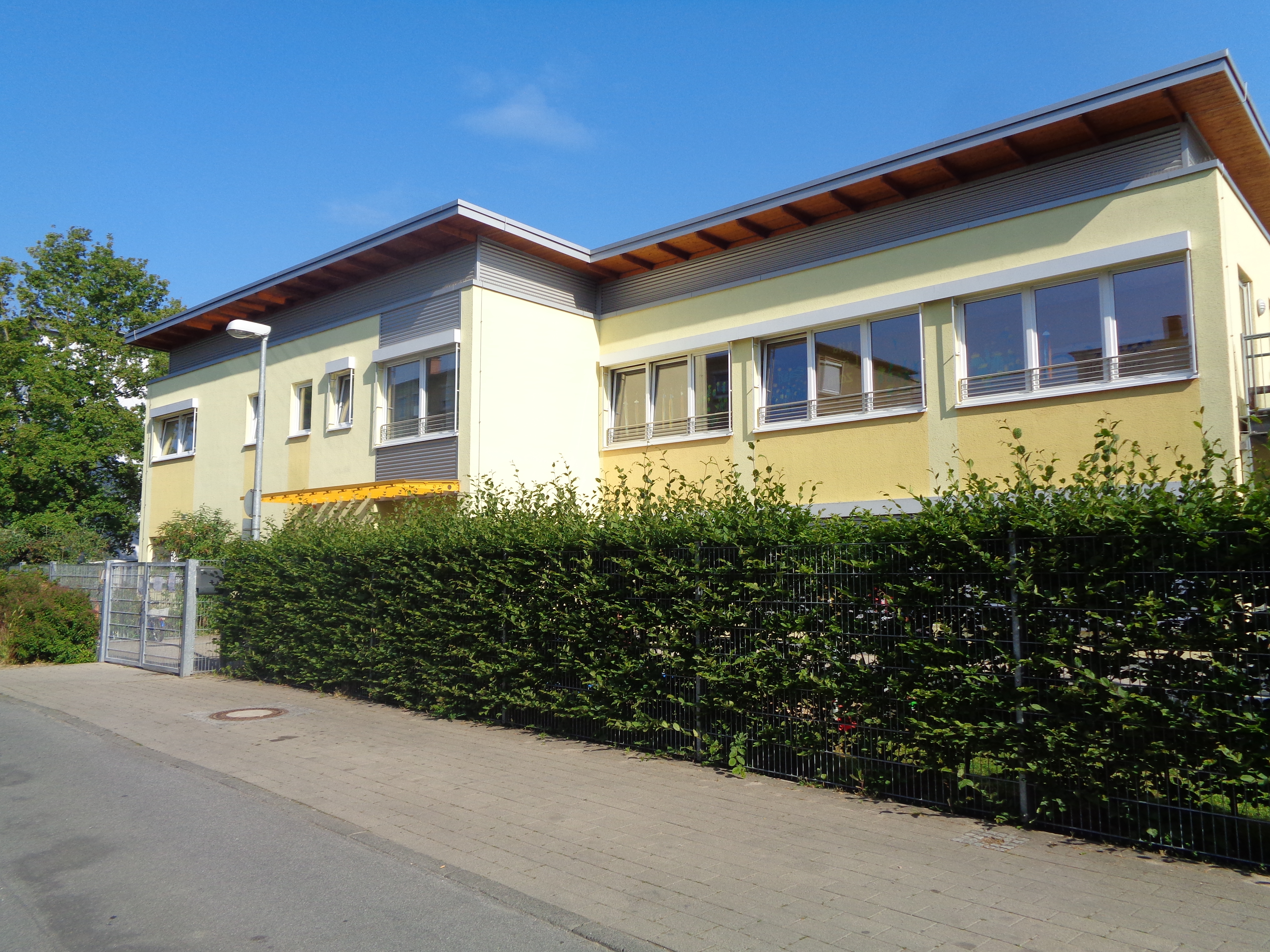 Außenansicht der Kita Löwenzahn