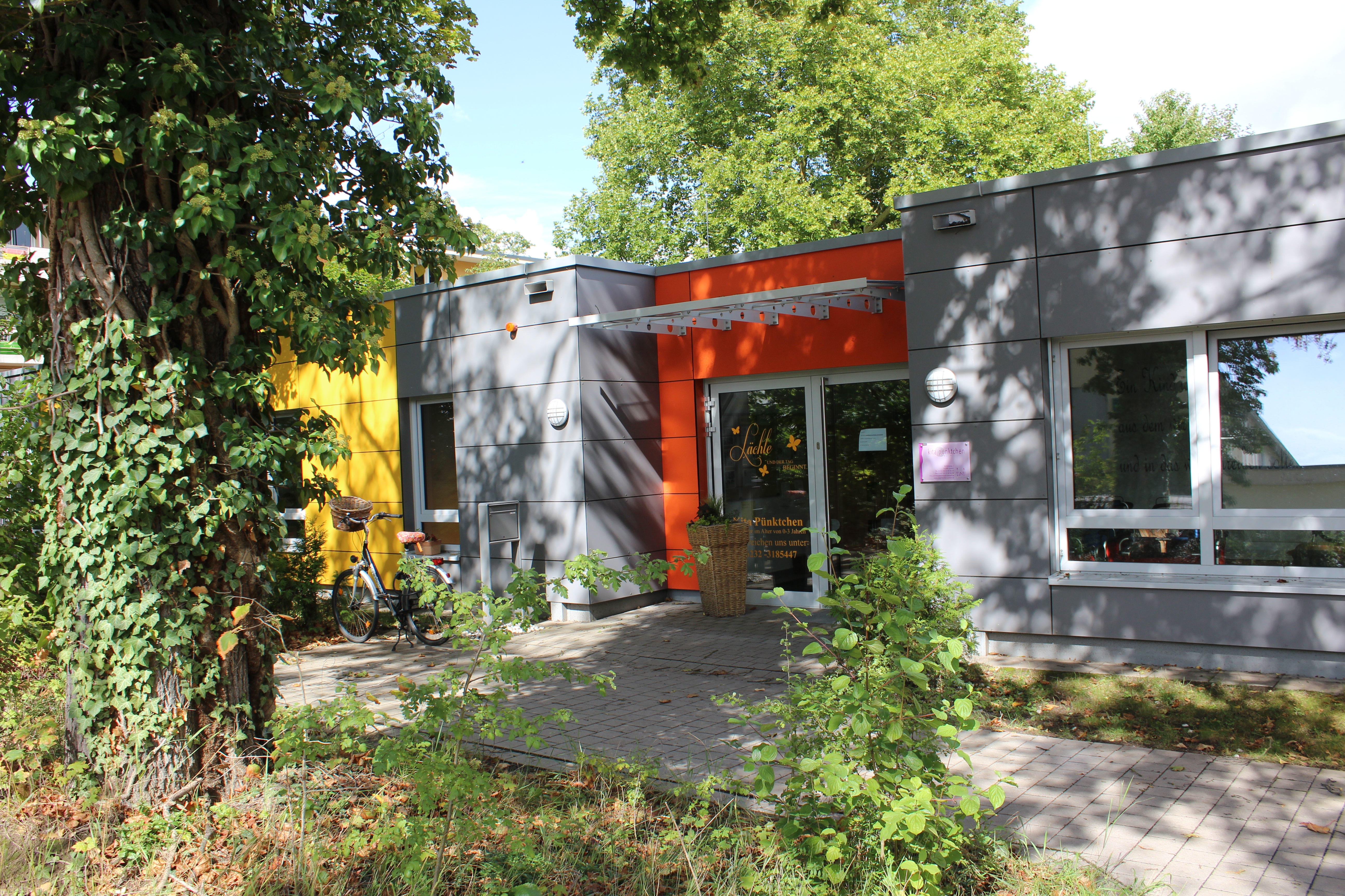 Der Eingangsbereich der Kita Pünktchen