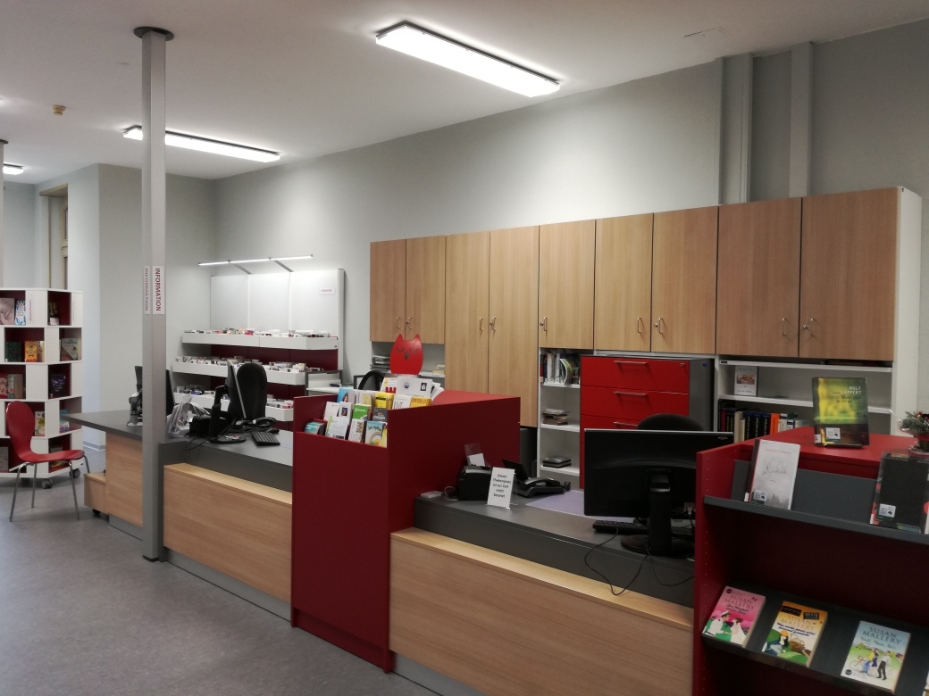 Theke der Stadtbibliothek Speyer Theke der Stadtbibliothek Speyer