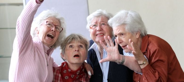 Spielerisches Gestalten mit Dawn Dister