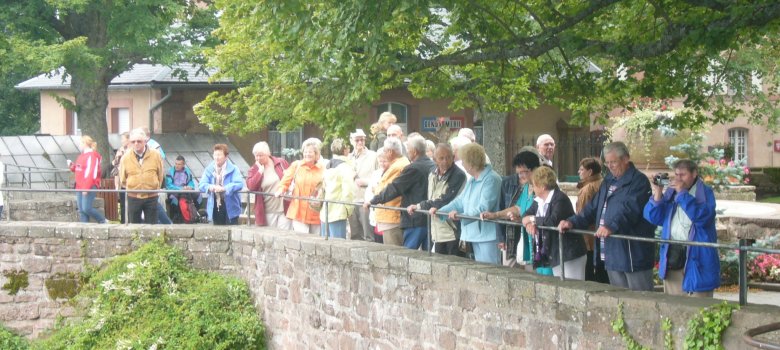 Tagesfahrt mit dem Seniorenbüro nach Ottilienberg im Elsass