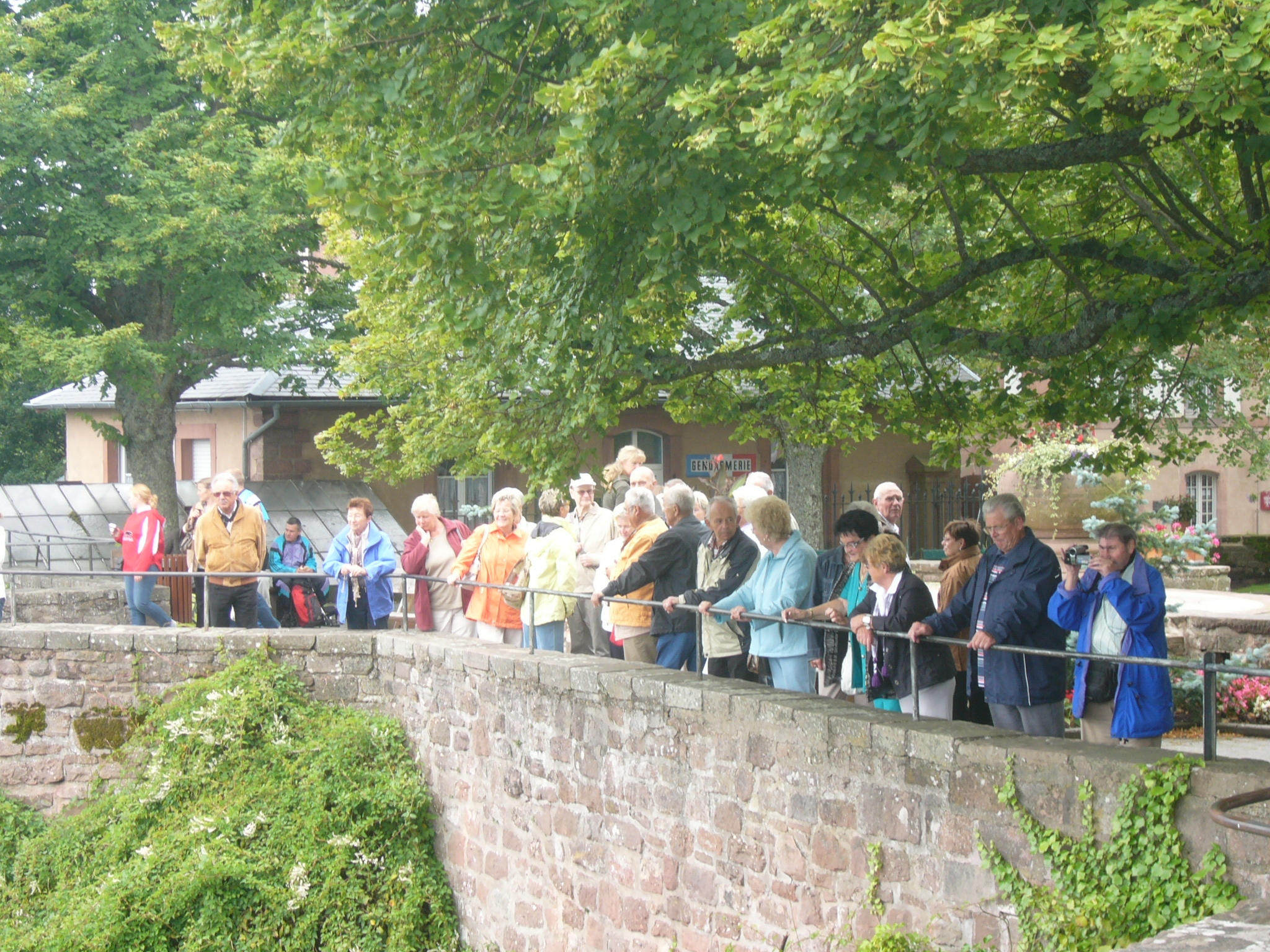 Tagesfahrt mit dem Seniorenbüro nach Ottilienberg im Elsass