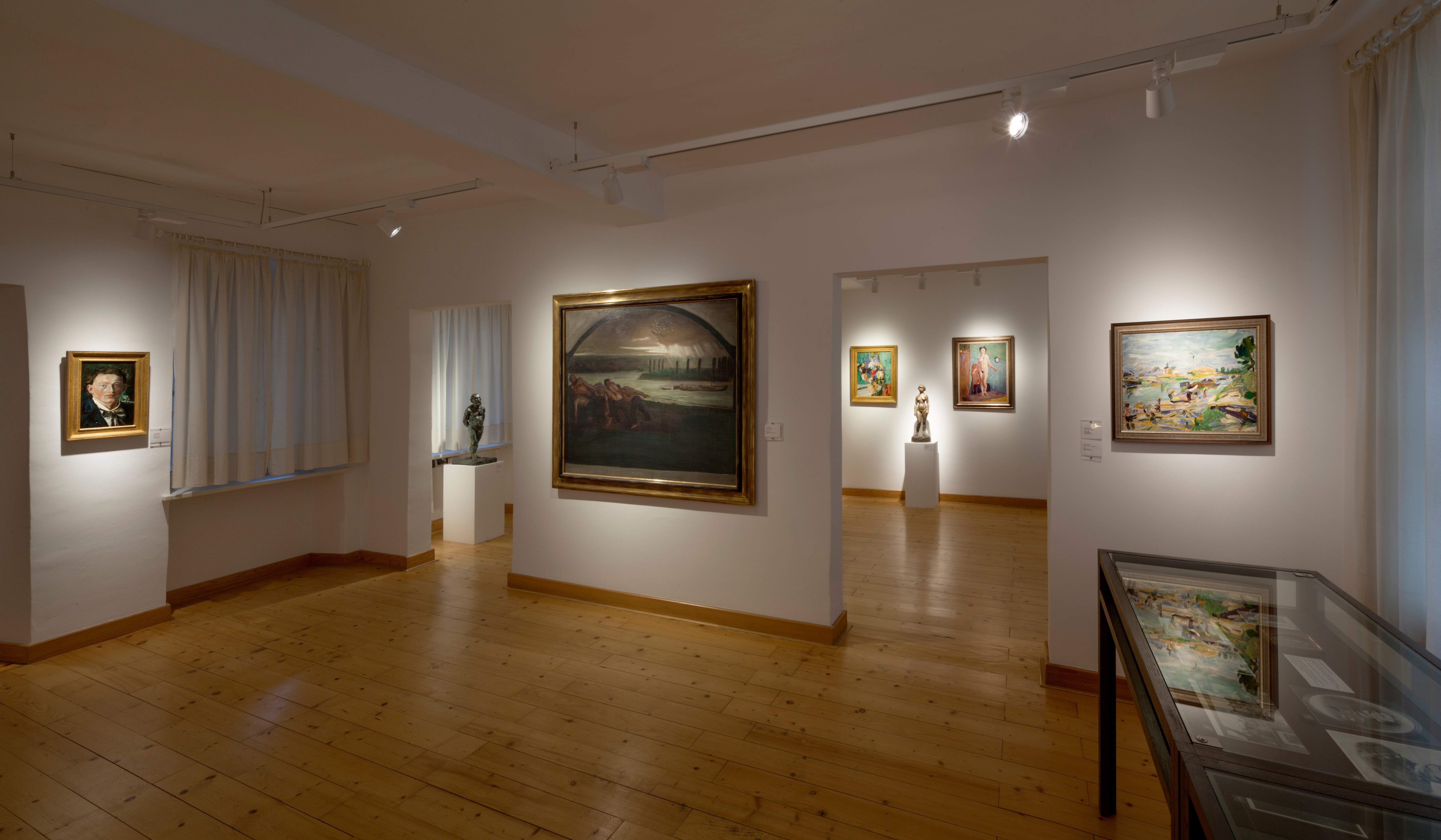 Exhibition rooms on the ground floor of the Purrmann House Exhibition rooms on the ground floor of the Purrmann House