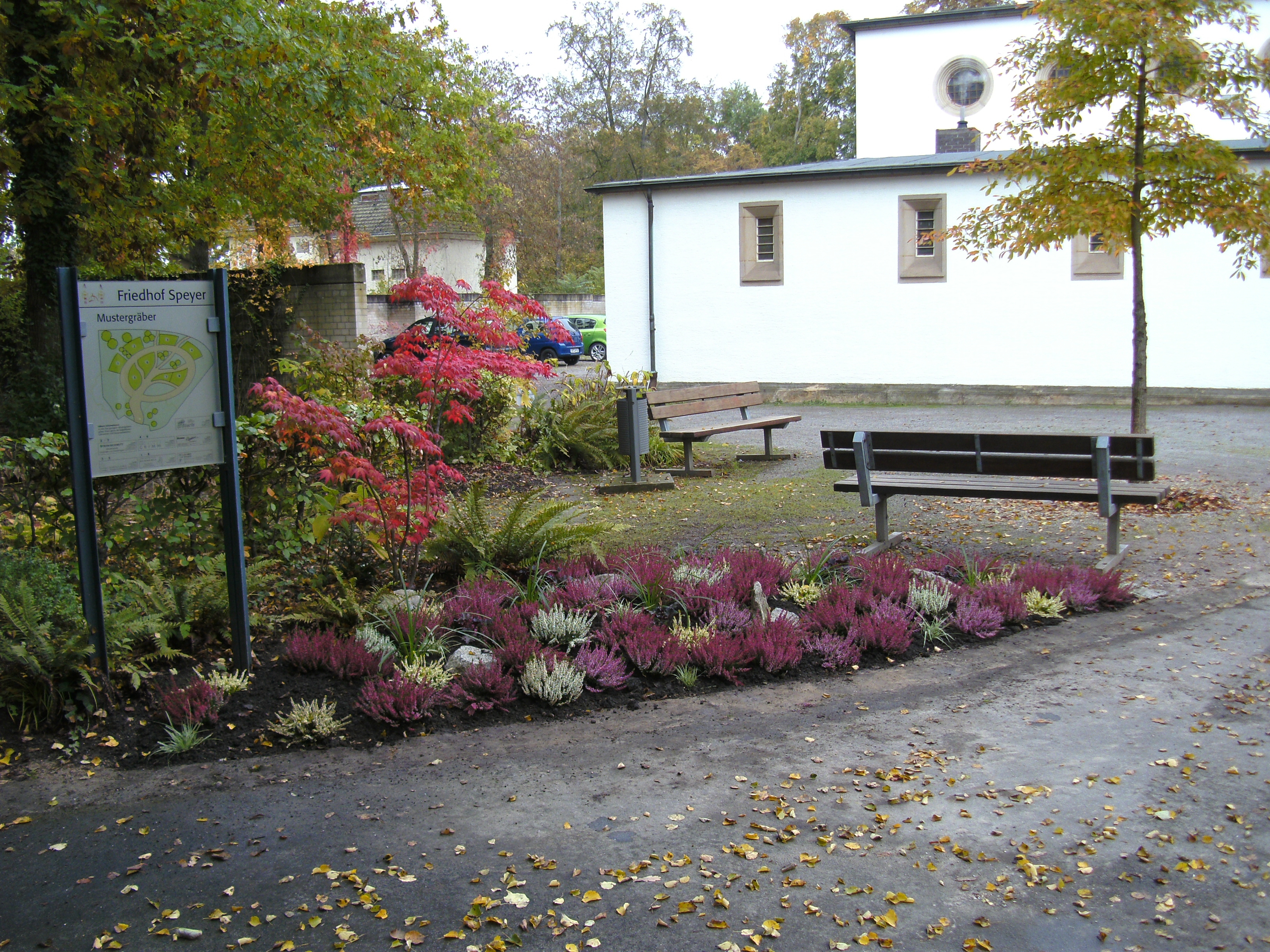 Eingangsbereich des Speyerer Friedhofes