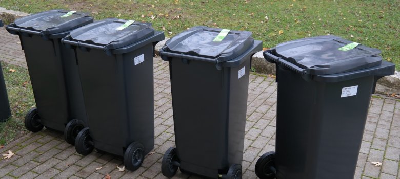 Symbolbild: Mülltonnen Symbolbild: Mülltonnen
