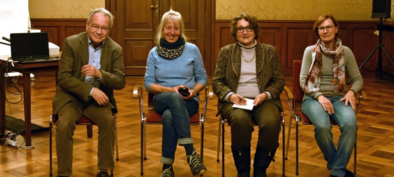 Der Vorstand des Freundeskreises Speyer-Chichester, v.l.n.r. : Dr. Martin Kornmann, Kathrin Kirsch, Juliane Zech, Claudia Degott