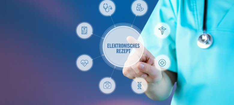 Elektronisches Rezept (E-Rezept). Arzt zeigt auf digitales medizinisches Interface. Text umgeben von Icons, angeordnet im Kreis.