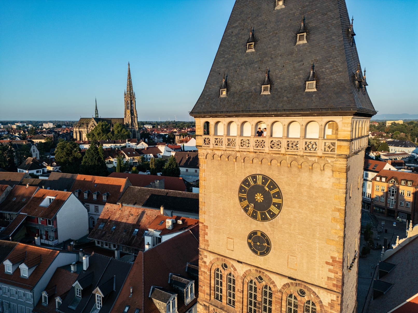 Speyrer Altpörtel im ersten Tageslicht