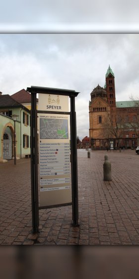 Touristische Wegweiser Touristische Wegweiser