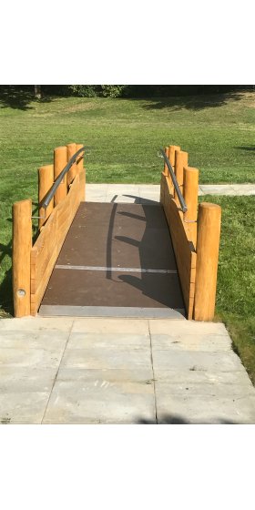 Rollstuhlwippe Spielplatz Schützengarten