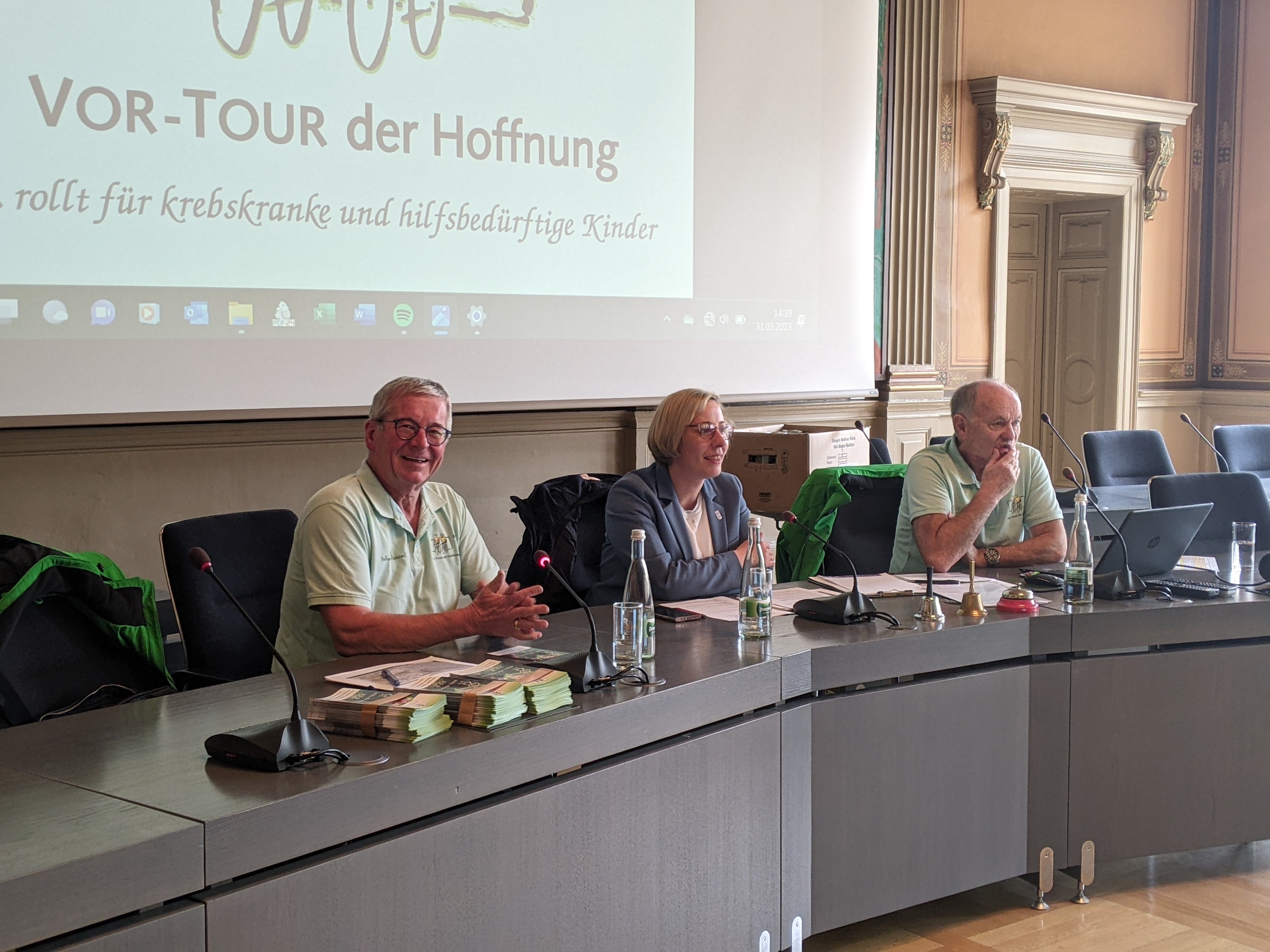 VOR-TOUR der Hoffnung