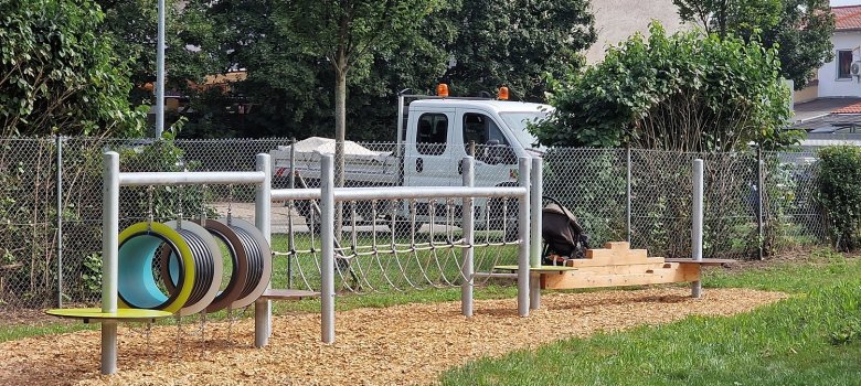 Spielplatz Sanddornweg 1