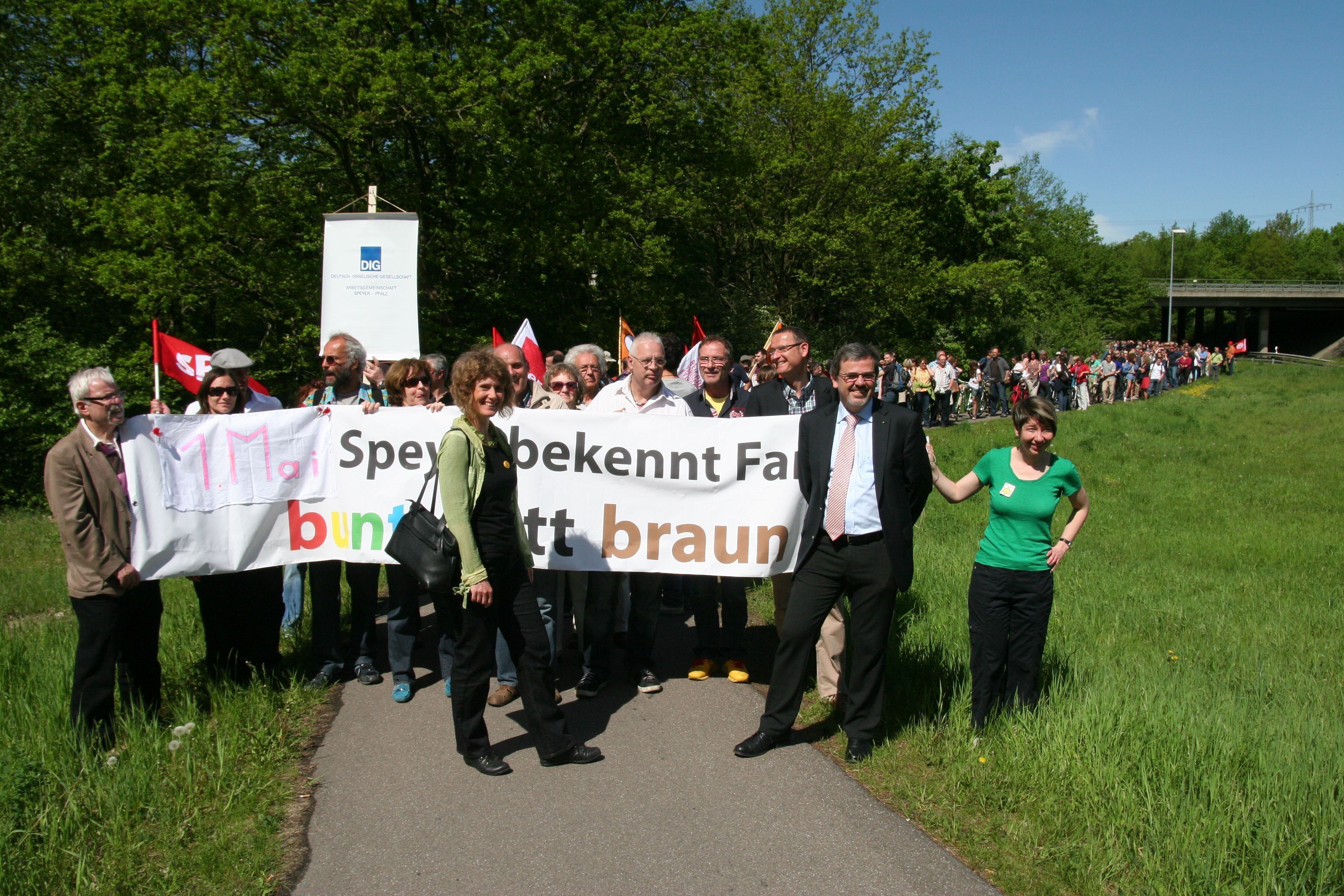 Maikundgebung 2012 bunt statt braun Maikundgebung 2012 bunt statt braun