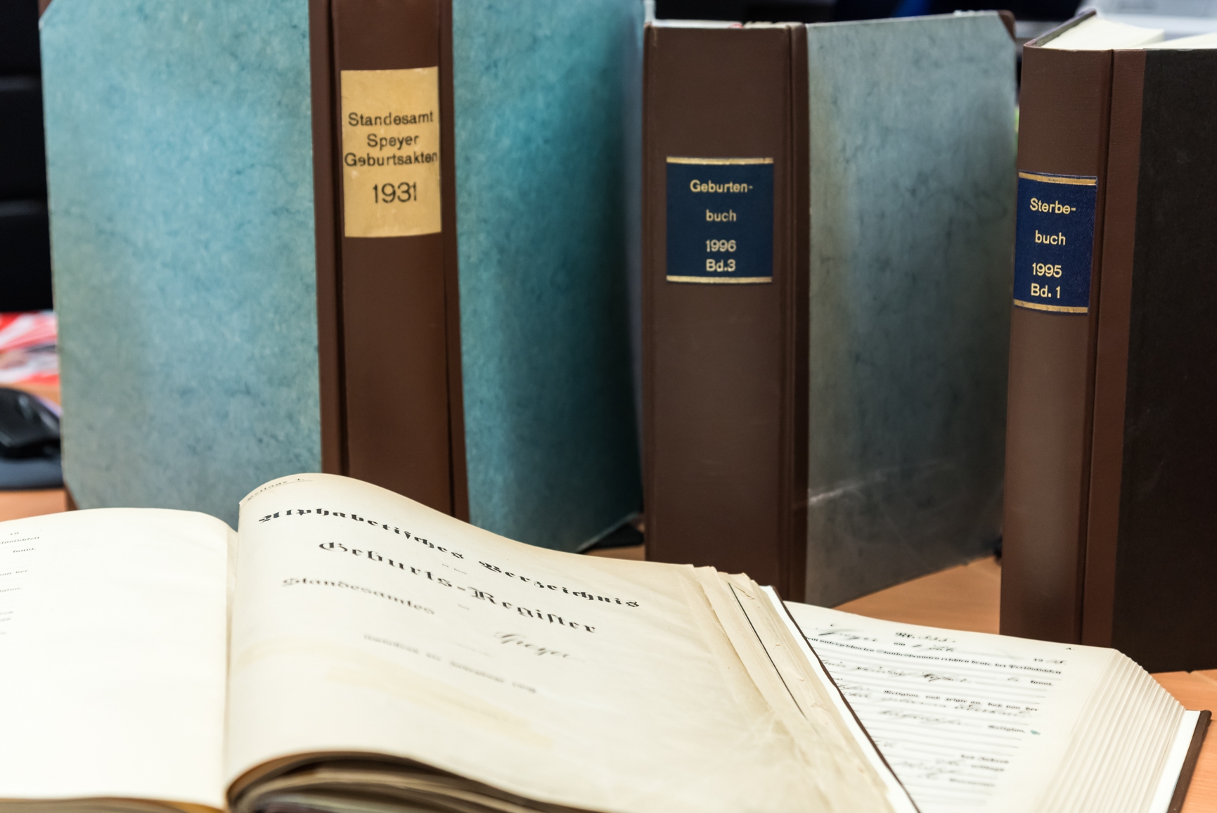 Geburten- und Sterbebücher