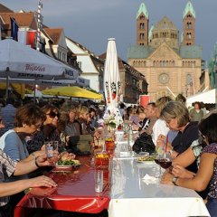 Kaisertafel auf der Maximilianstraße