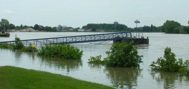 Rheinhochwasser 2013 Leinpfad