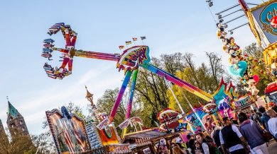 Hochfahrgeschäft